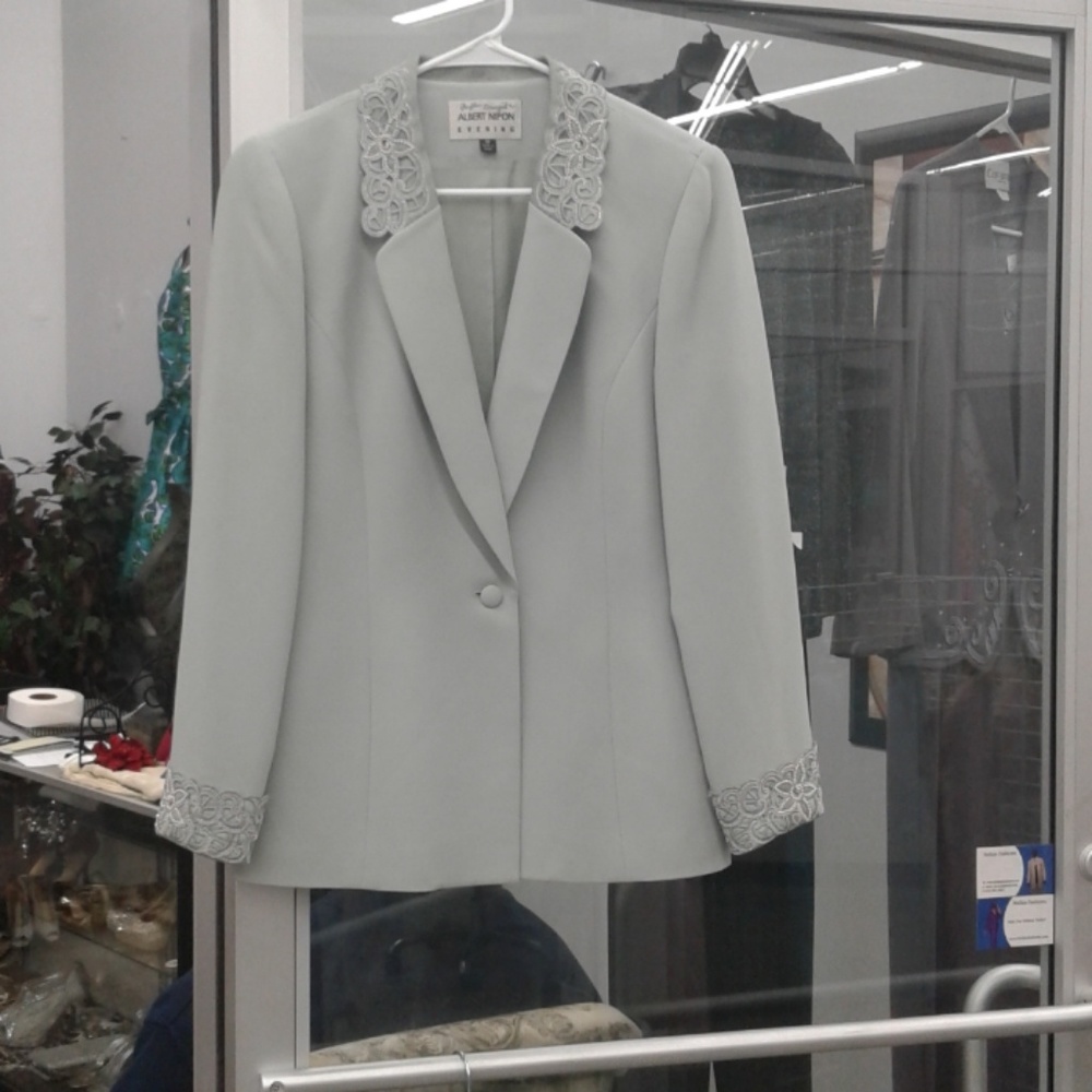 Two-piece suit